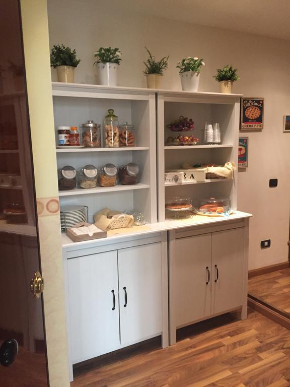 Il Colonnato Acomodação com café da manhã Roma Exterior foto