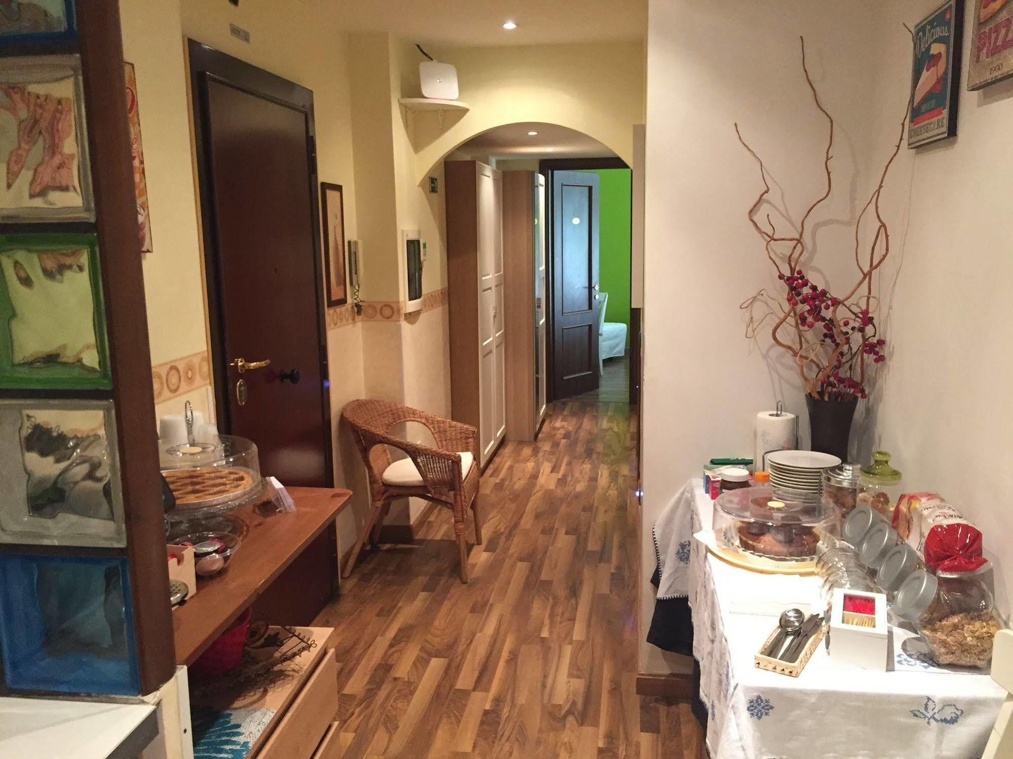 Il Colonnato Acomodação com café da manhã Roma Exterior foto